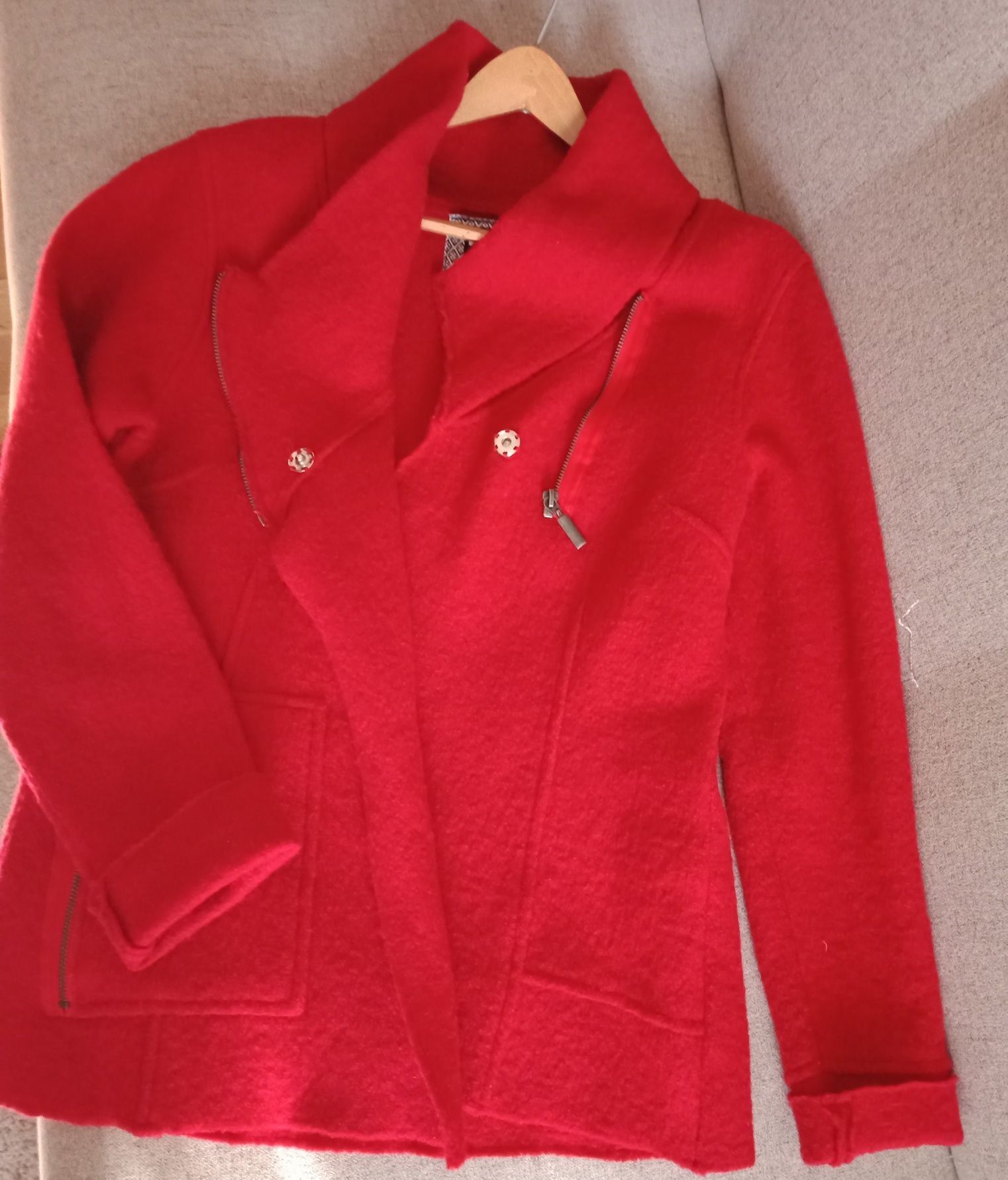 Jak nowyŻakiet, sweter marki Therese rozm XL,100% wełny, rubinowy, wym