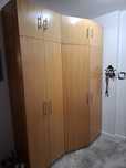 Szafa rogowa z litego drewna sosnowego