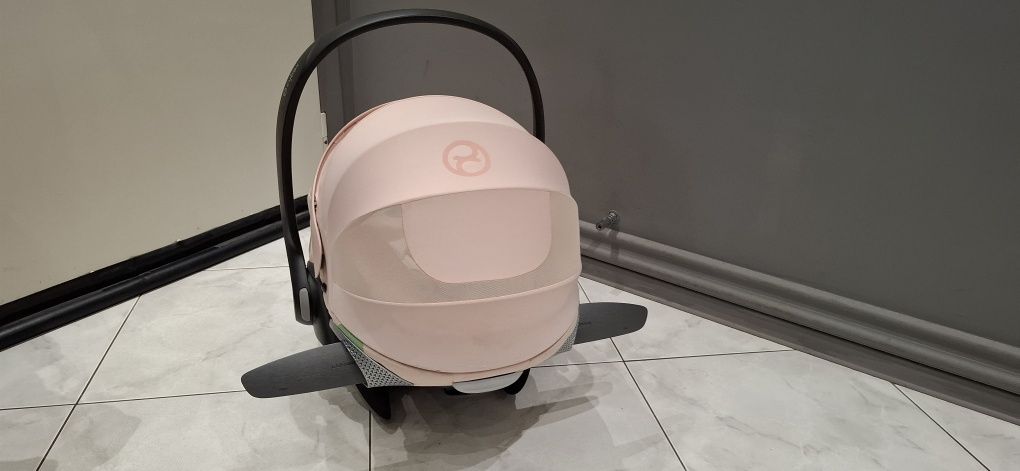 Fotelik Cybex Cloud T i-Size Plus + baza