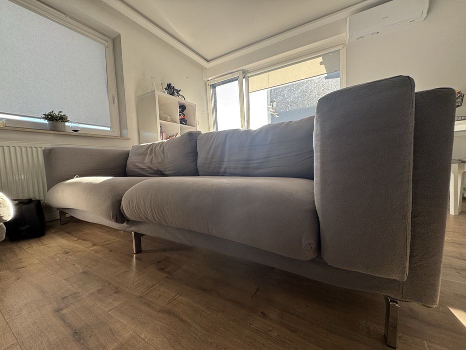 Ikea Sofa nierozkladana plus pufa