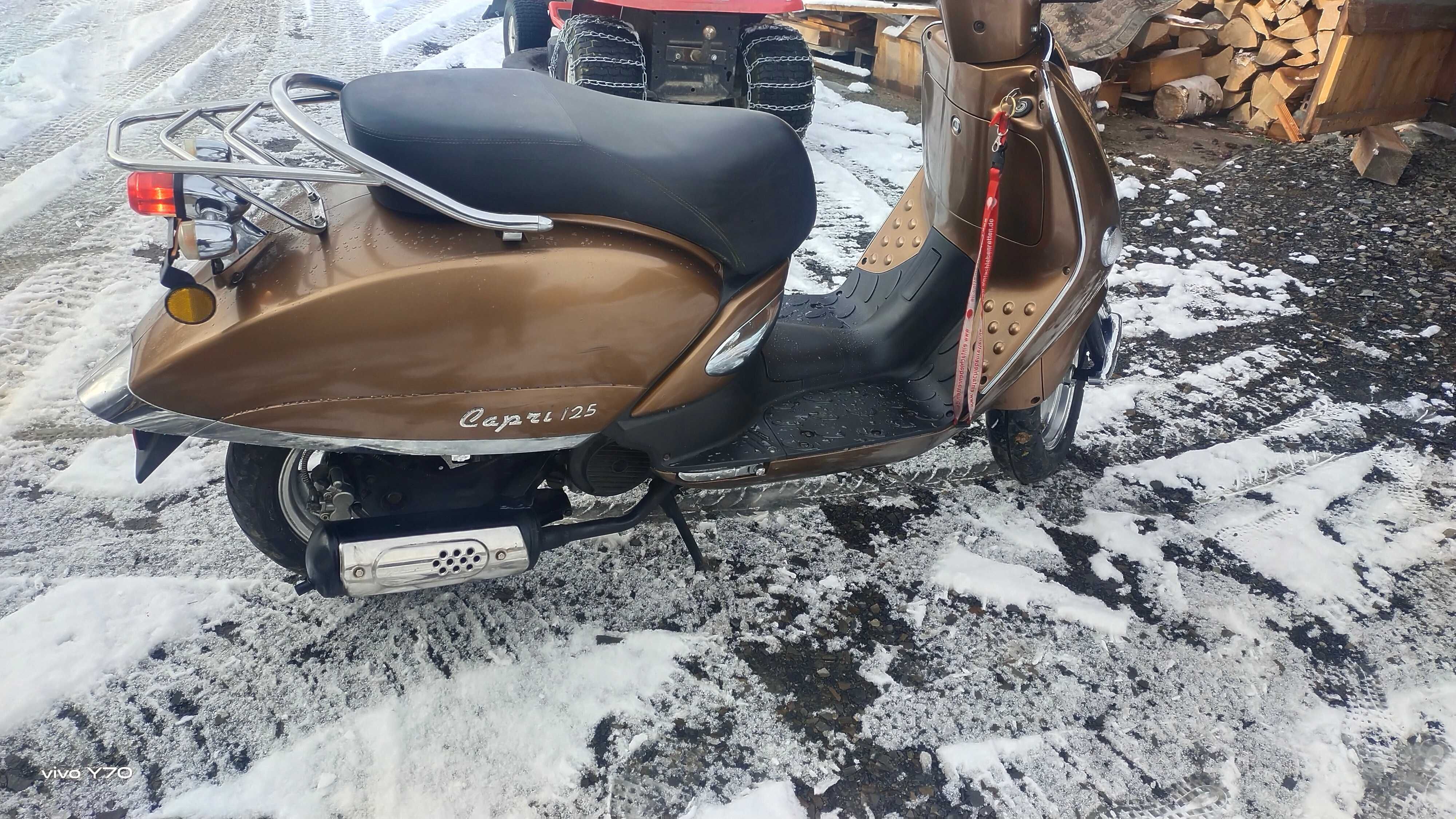 Capri 125 coś w stylu Vespa Lambretta