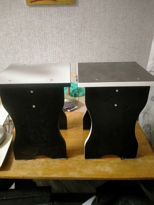 Стулья для кухні і для дому 2-180грн,1-на фото-300грнгрн