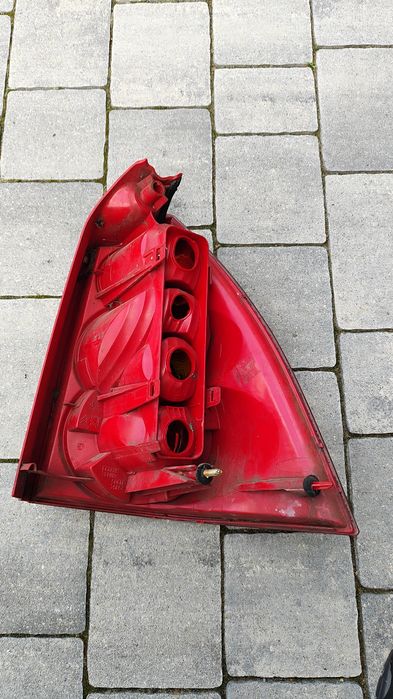 Lampa lewa tył Peugeot 307 SW kombi