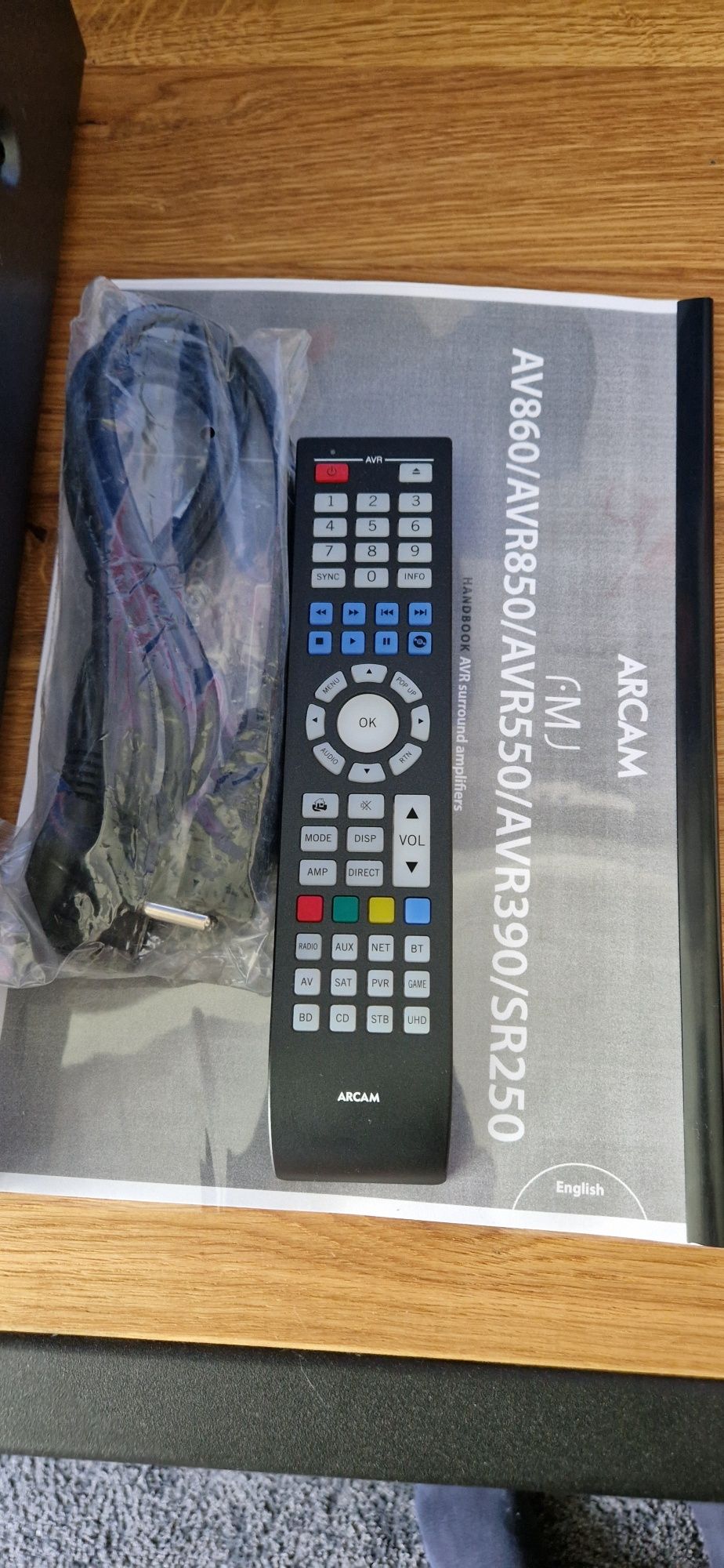 Arcam AVR390 amplituner Dolby Atmos 7.1.4