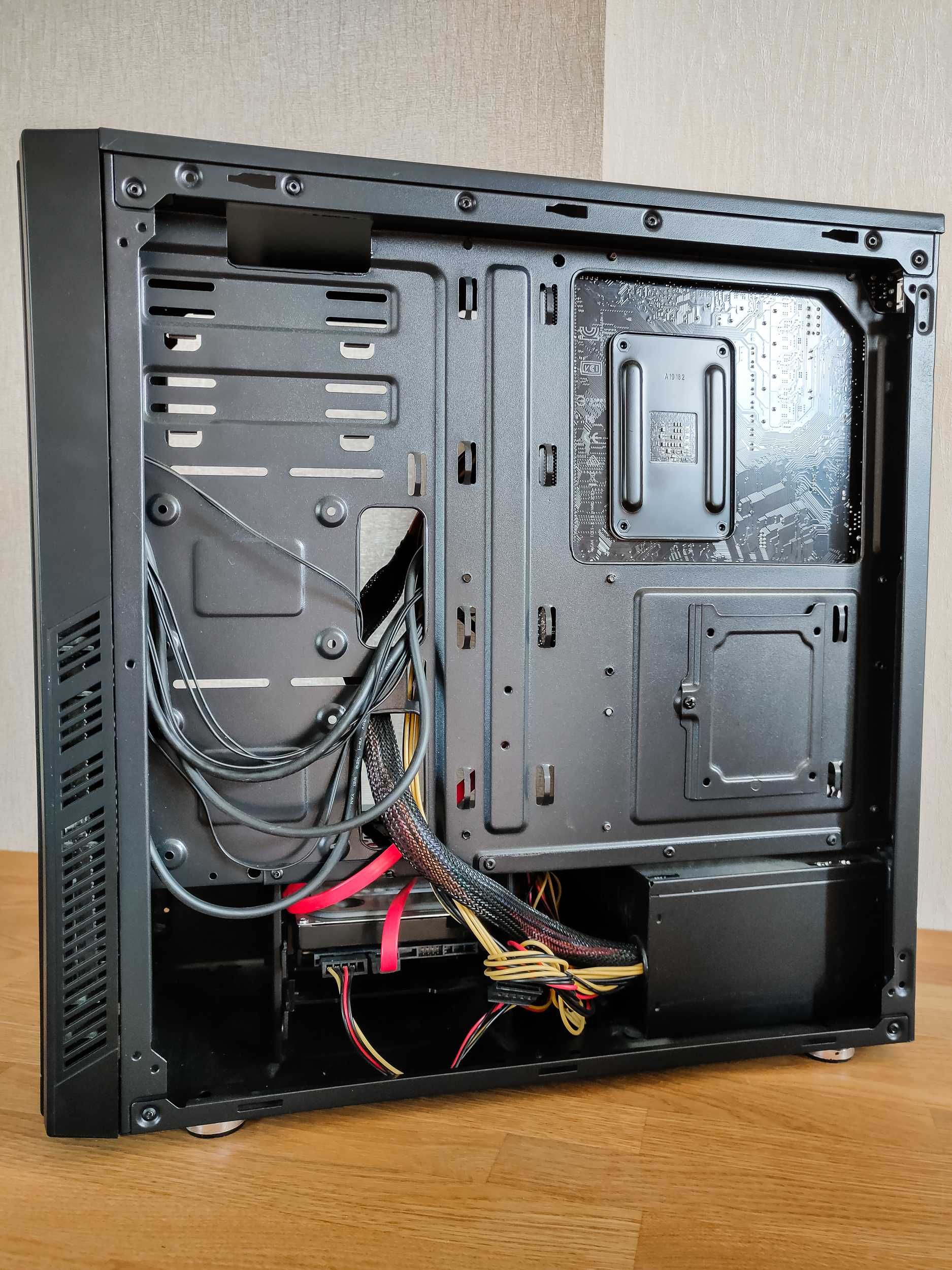 Ігровий ПК - Ryzen 5 2600 / B450-M / DDR4 32Gb, RX550 4Gb, NVMe SSD M2