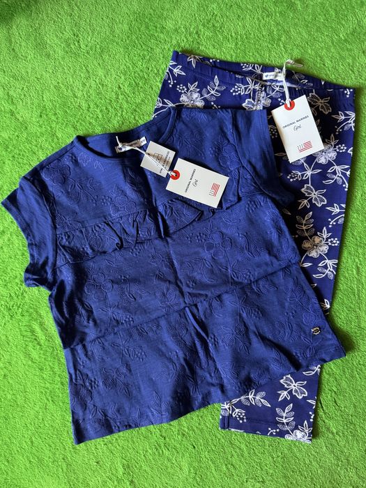 Новий комплект на дівчинку 9-10 років