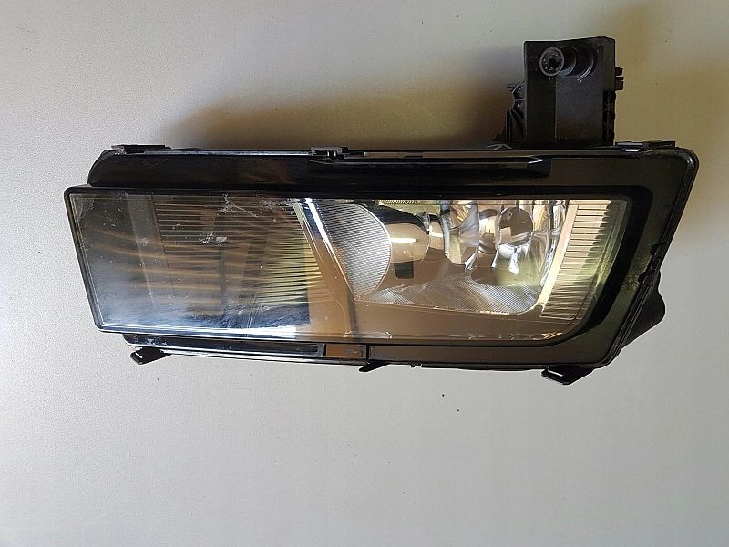 Vw Touran Ii Halogen Prawy 5taa