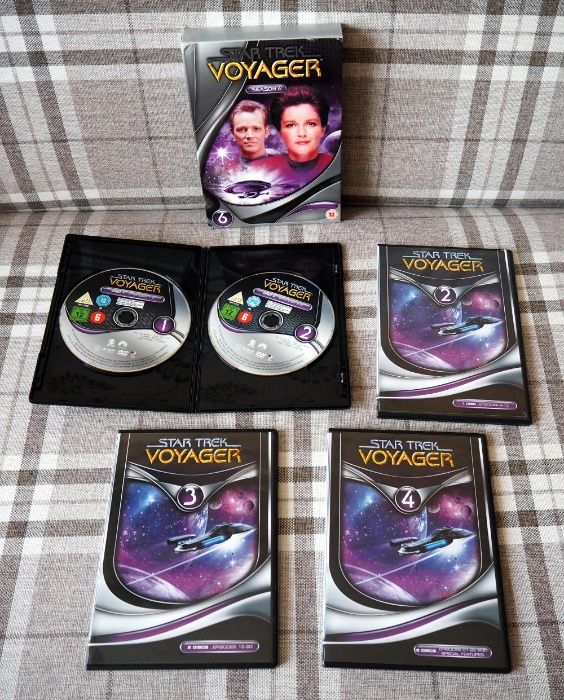 Star Trek Voyager - Sezon 6 (7xDVD)