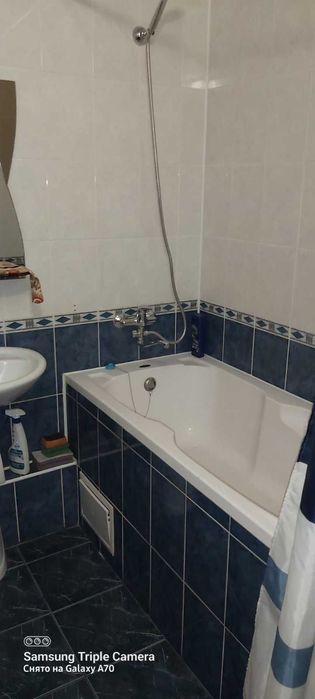 Підселення дівчини в кімнату без хазяйки Замостя
