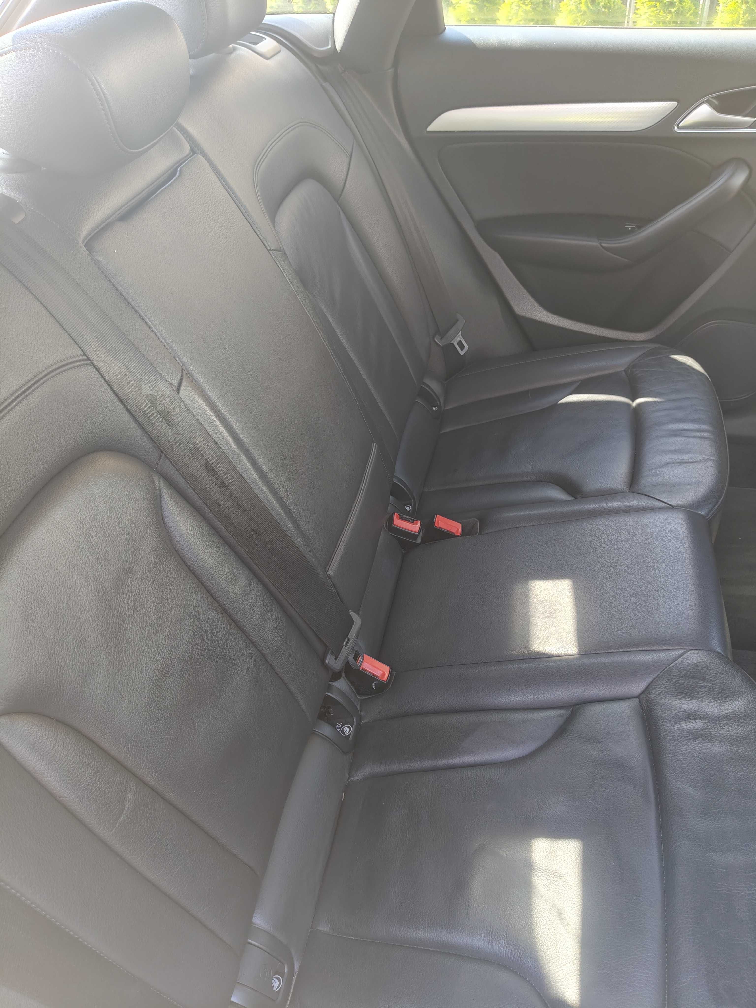 Sprzedam Audi Q3