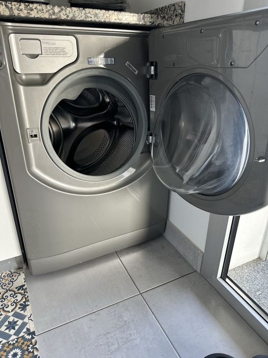 Maquina de lavar roupa