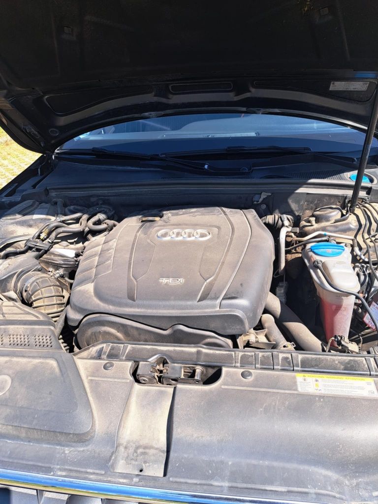 Audi a4 b8 lift 2,0 tdi