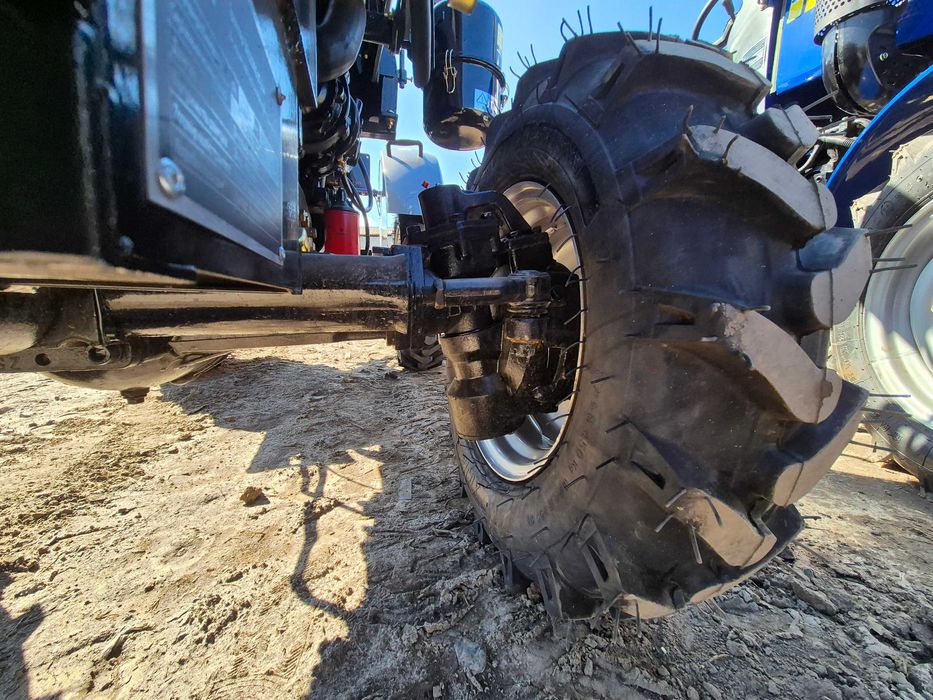 Трактор Скаут 244 ХТ новая модель редукторный мост