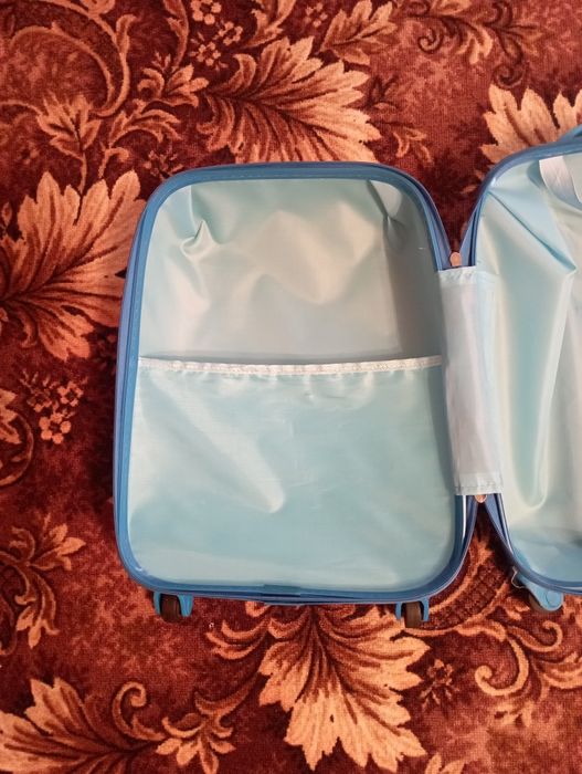Продам валізу дитячу Маквін