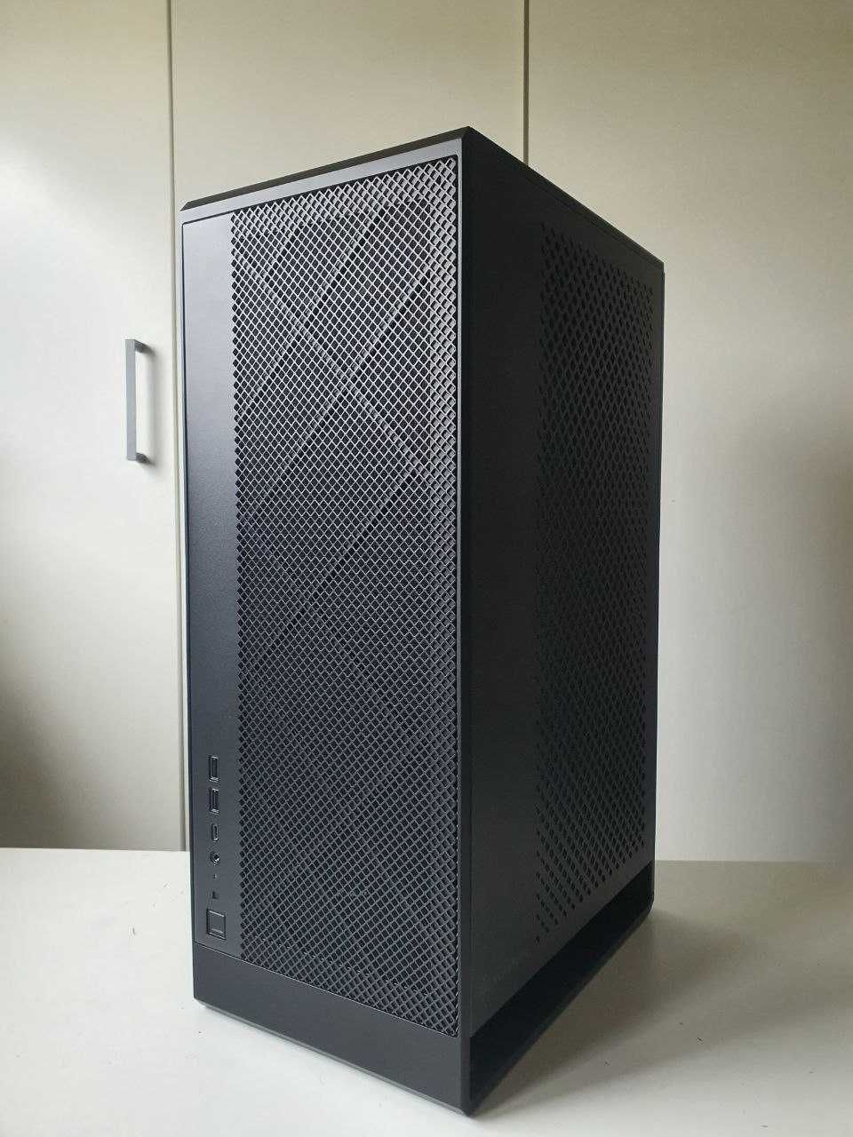 Корпус ПК Silverstone ALTA G1M Black (новий)