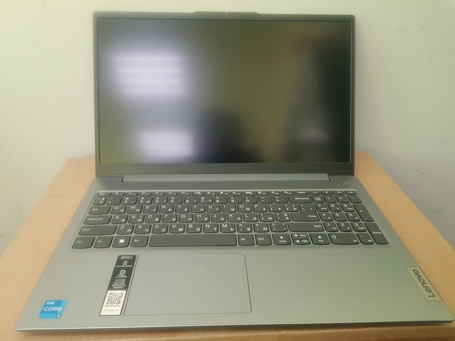 Ноутбук Lenovo Ideapad Slim 3 15IAN8 целиком или по запчастям