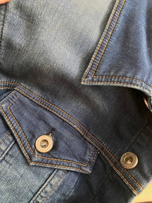 Продам б/у в идеальном состоянии джинсовку ,,Zara,,
