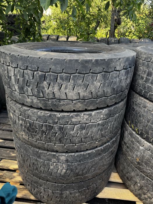 Шины  Bridgestone 315/70 r22.5