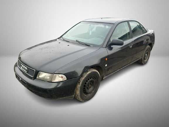 AUDI a4 b5 1.6 ADP kolor  lz9u części