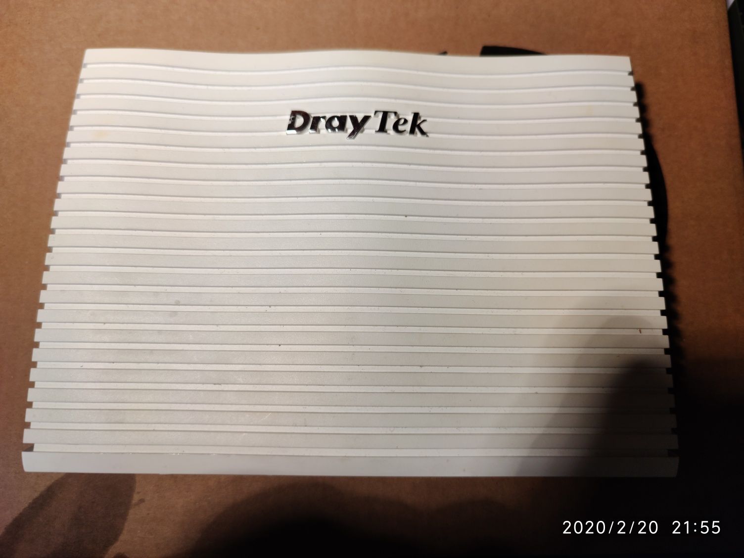 Firewall Draytek modelo Vigor 2820