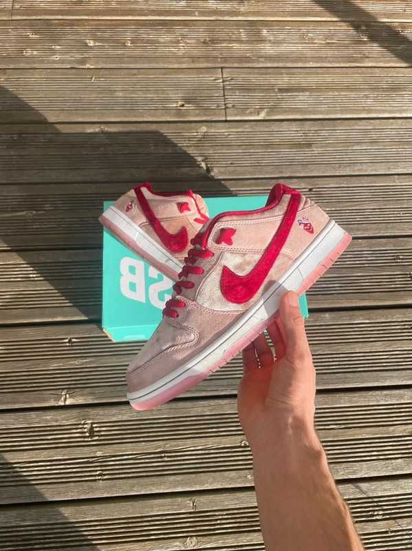 NikeSBDunk Low StrangeLove Skateboards R.43