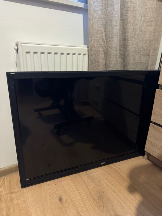 TV LG 42LT360C – 42 cale + Xiaomi Box + uchwyt i HDMI