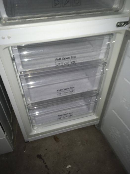 Lodówka Samsung z zamrażalnikiem dolnym Biała