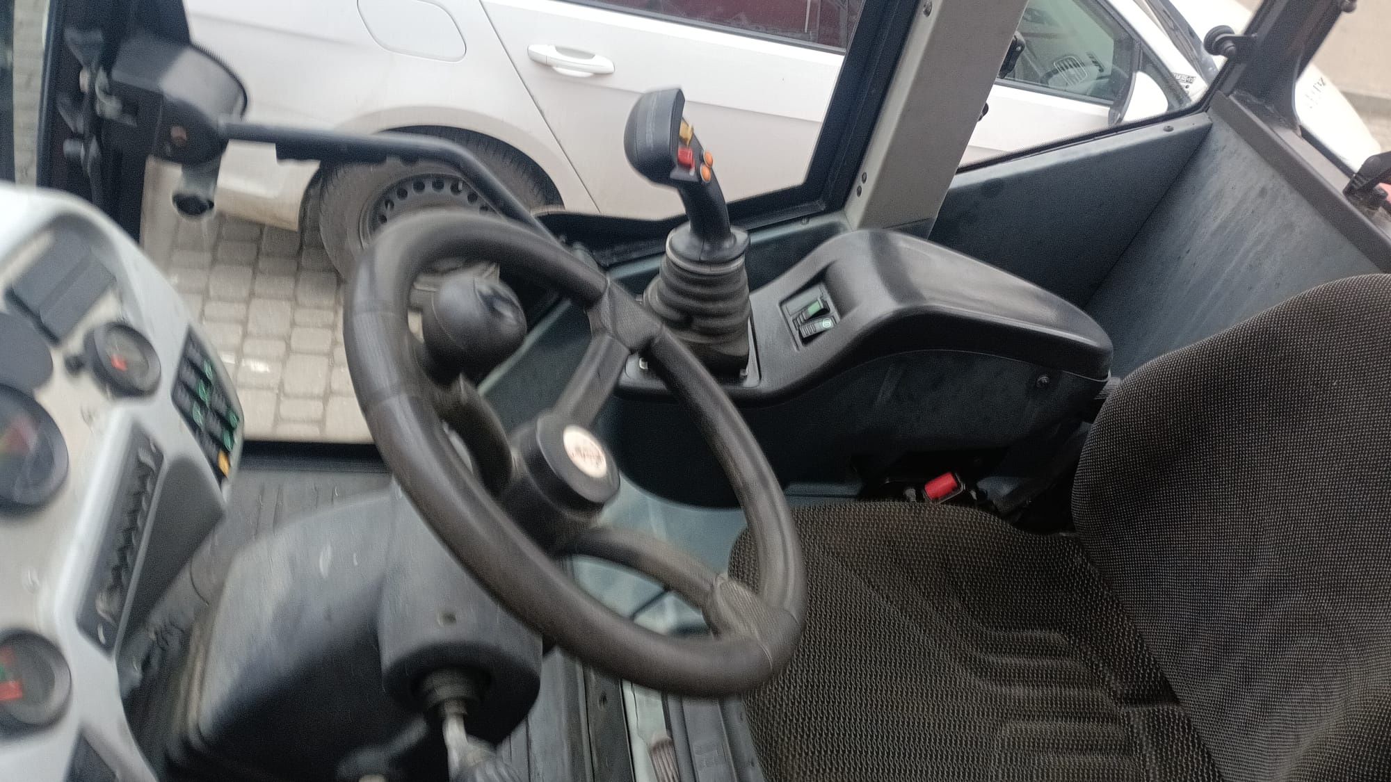 Ładowarka przegubowa teleskopowa Shaffer 6680T