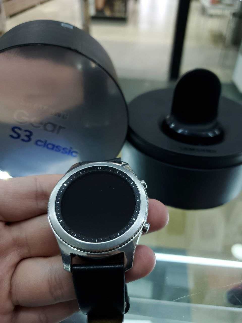 Смарт-годинник Samsung Gear S3