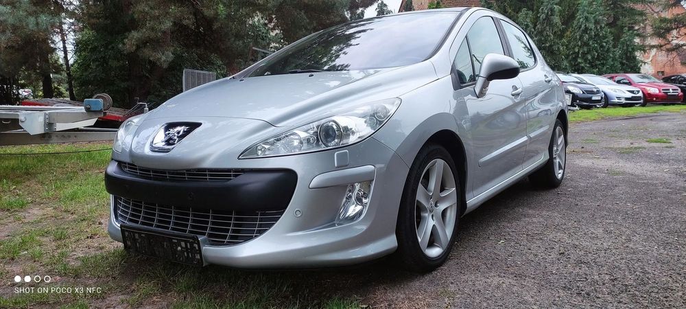 Peugeot 308 na 1 auto - skóra, panorama, ksenon