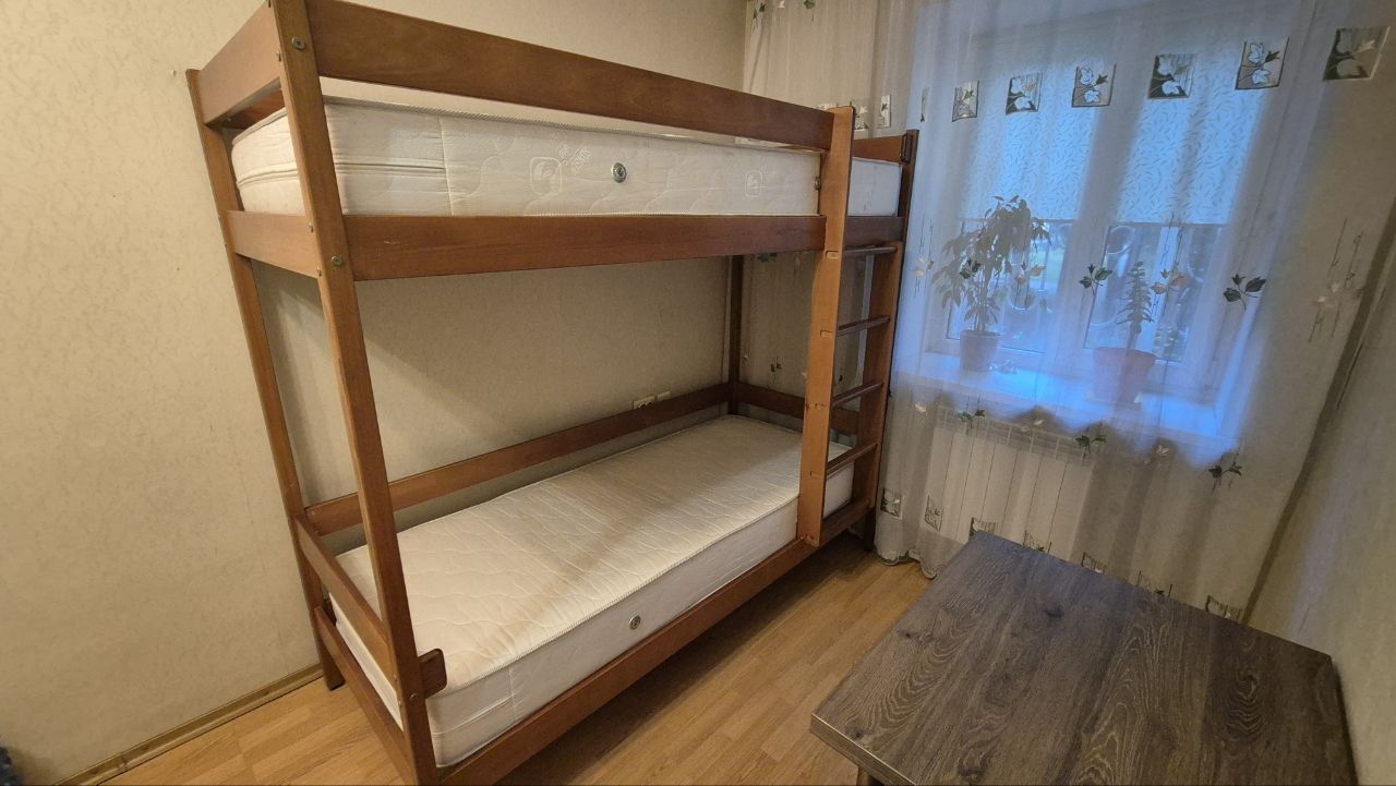 Двухэтажная кровать.  Двухъярусная кровать. Ліжко двохповерхове