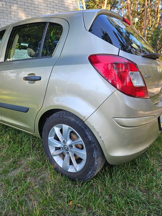 Продаєтся Opel Corsa 1.2