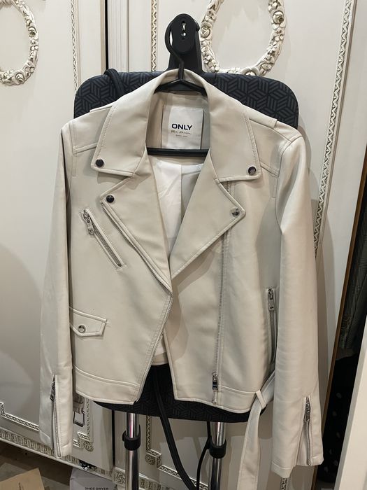 Косуха ONLY в актуальном цвете