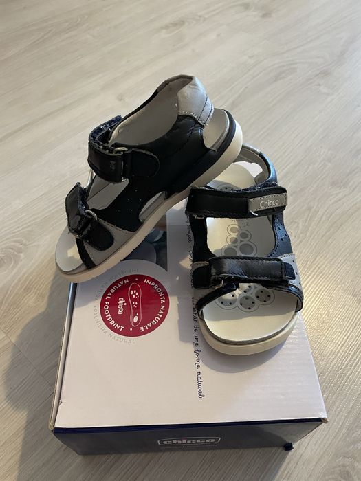 Sandálias menino Chicco
