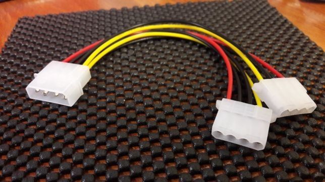 Переходник сплиттер 4 pin molex -> 2 по 4pin молекс кабель питания