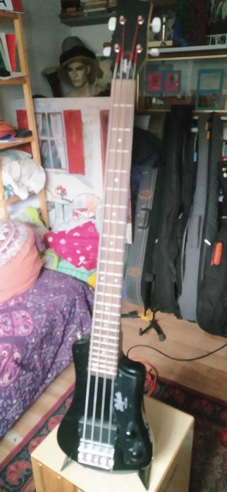 baixo hofner super portátil, como novo!