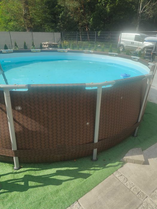 Basen ogrodowy stelażowy 427 x 4.27 107 cm Bestway