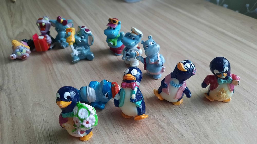 Игрушки маленькие киндеры, лалалупси , динозавры