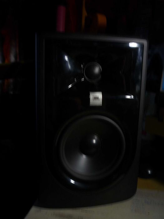 monitor de estudio jbl