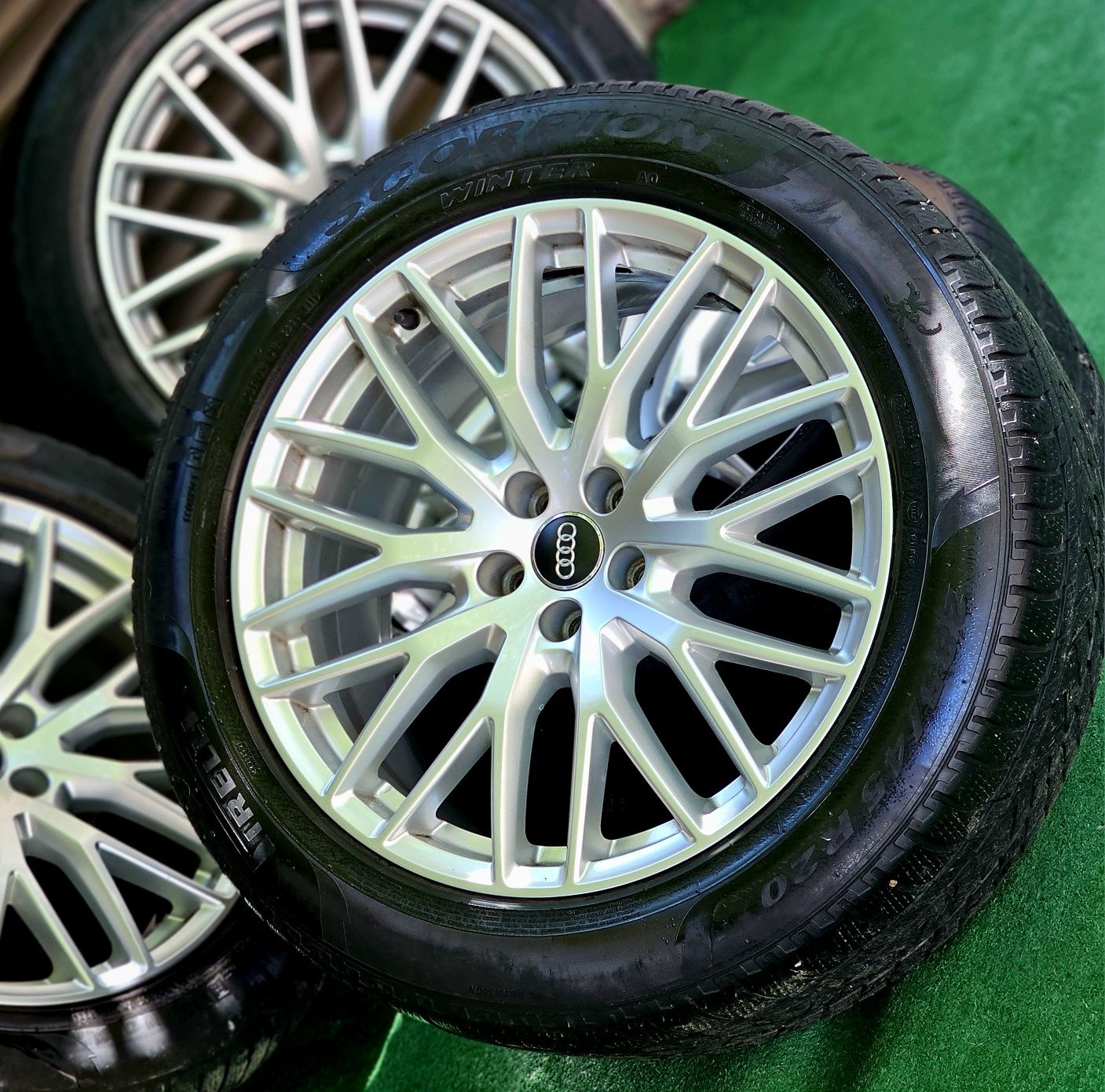 Оригінальні диски R20 5.112 Audi Q7 Volkswagen R-line S-line Tuareg