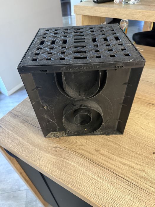 Studzianka plastikowa