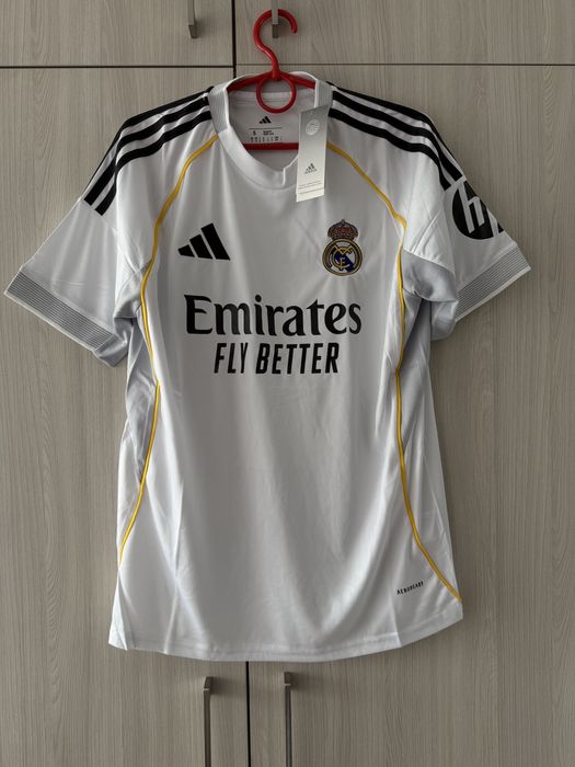Nowa koszulka piłkarska Real Madryt 25/26 domowa biała rozmiar S