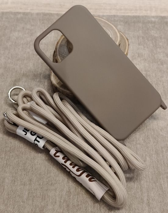iPhone etui. iPhone 12 khaki
