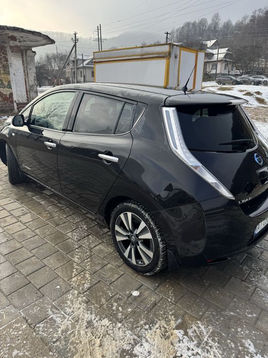 Продам Ніссан Ліф 2016 року