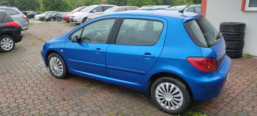 Peugeot 307 2.0 benzyna 2002r skóry klima zamiana
