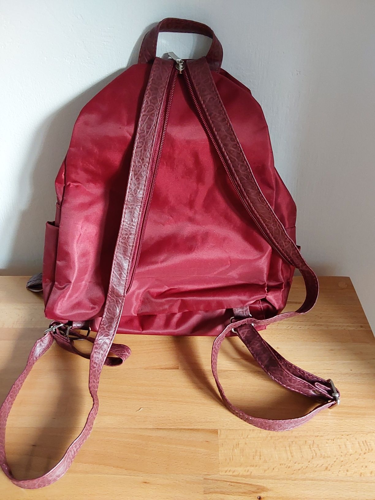 Bordowy plecak torebka