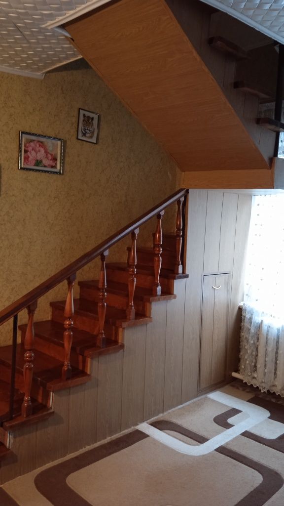 Продам будинок 2х поверховий