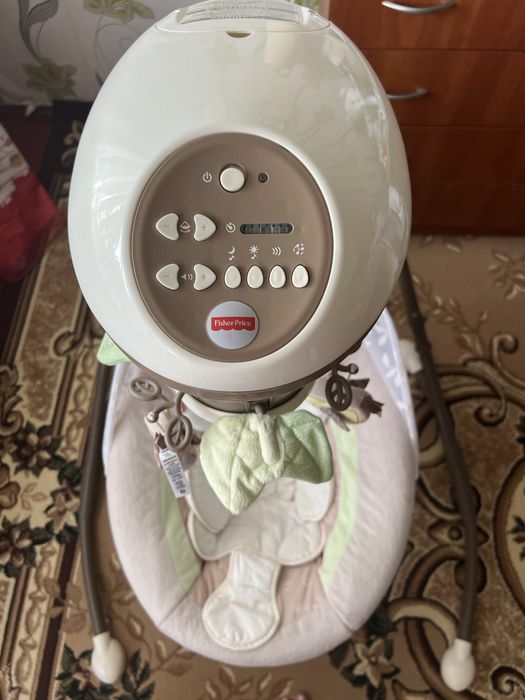 Колиска-гойдалка Fisher Price