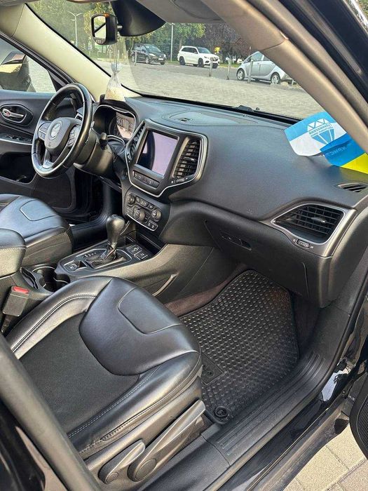 Продам авто Jeep Cherokee KL 2018