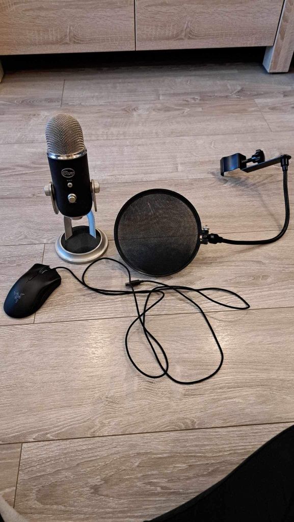 Mikrofon BLUE Yeti PRO + popfiltr
